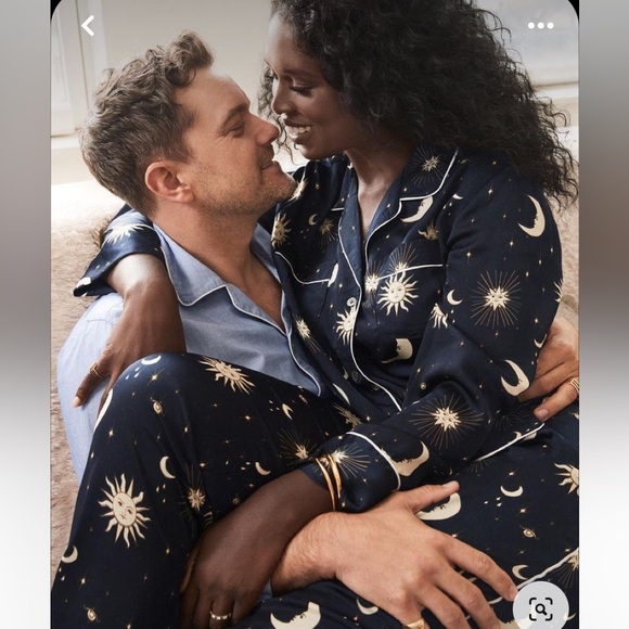 Easy-luxe eco long-sleeve pajama set in twinkling sky print sun moon size medium - Picture 3 of 12